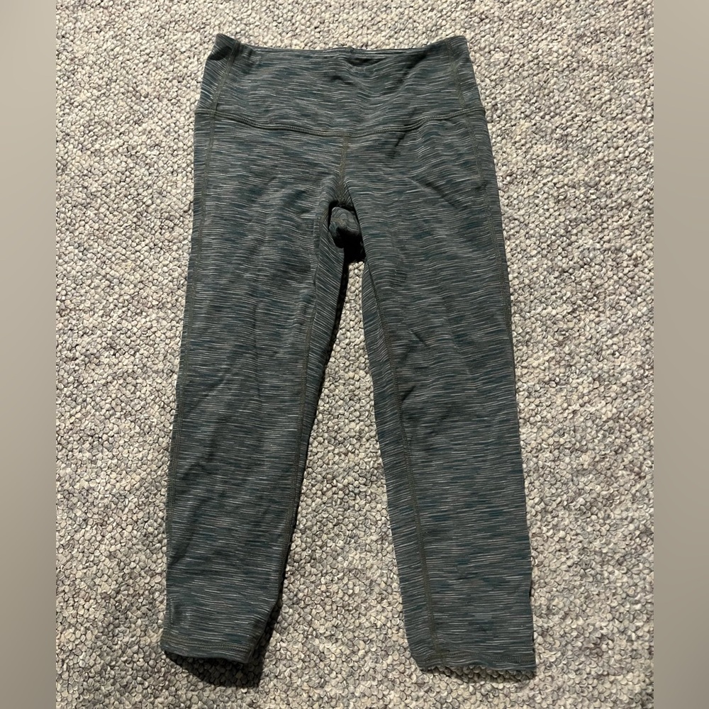 Athleta Heather Green Cropped Leggings XS
